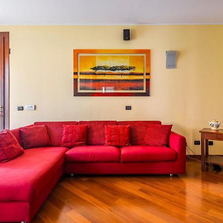 Jacuzzi Apartment In Italian Villa, Wi-Fi & Garden Sassuolo - Maranello Casalgrande Exterior foto