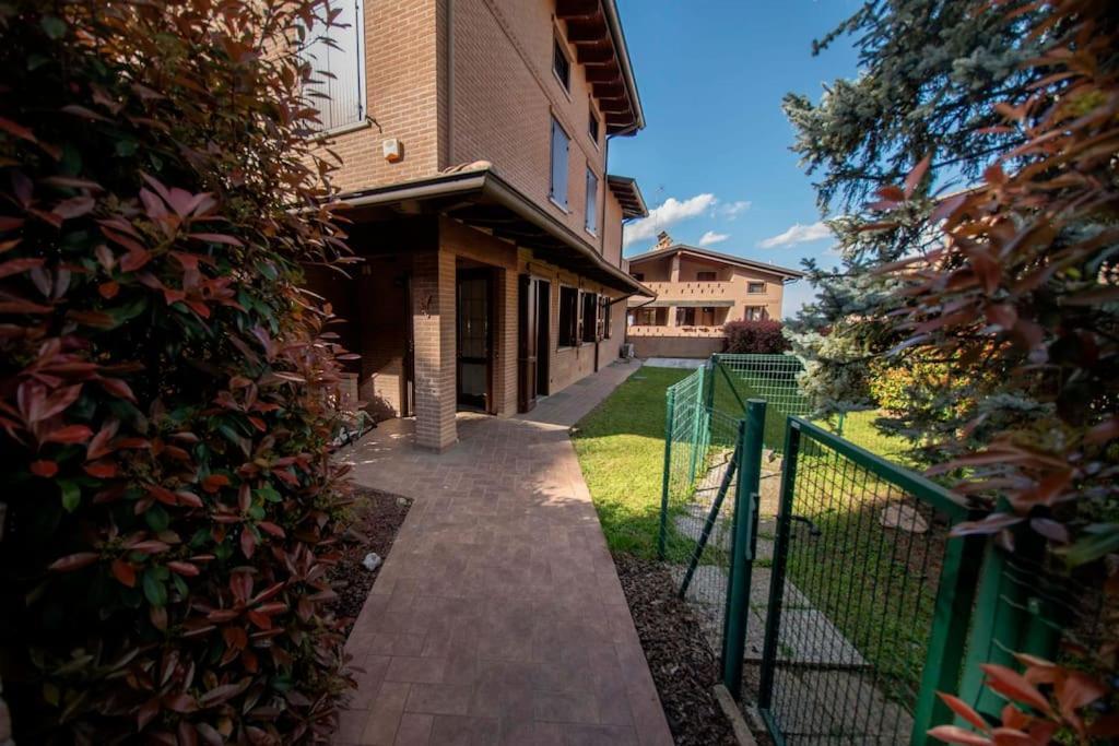 Jacuzzi Apartment In Italian Villa, Wi-Fi & Garden Sassuolo - Maranello Casalgrande Exterior foto